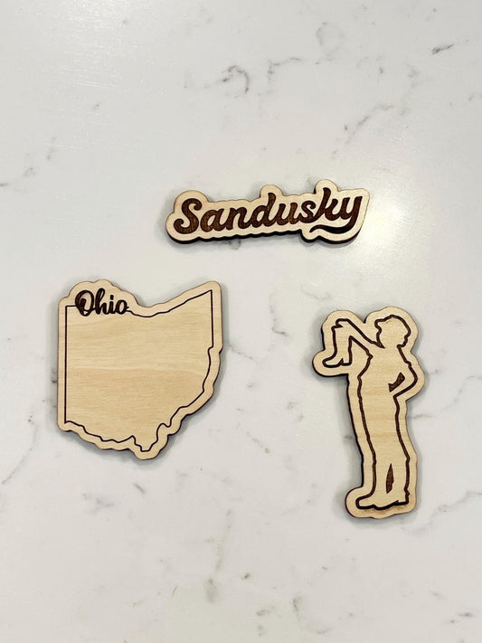 Wooden Sandusky Magnet Set (3)