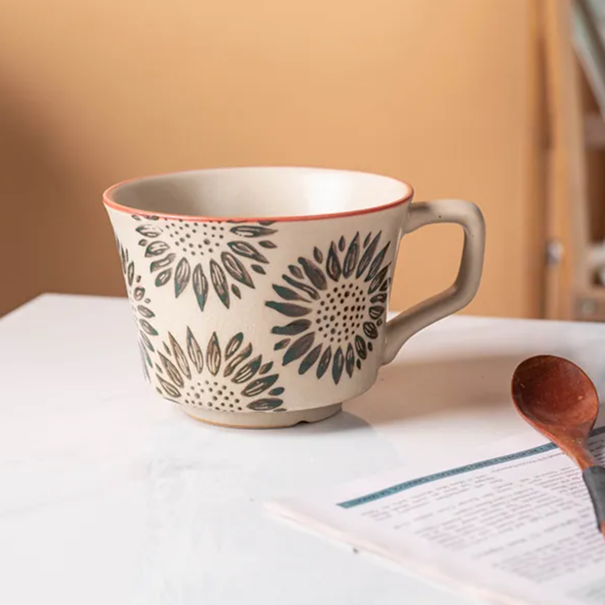Vintage Hand-Painted Floral Ceramic Mug - Sunflower