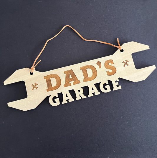 Dad's Garage Sign